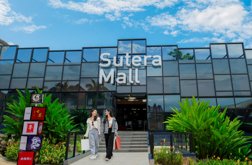 Sutera Mall entrance